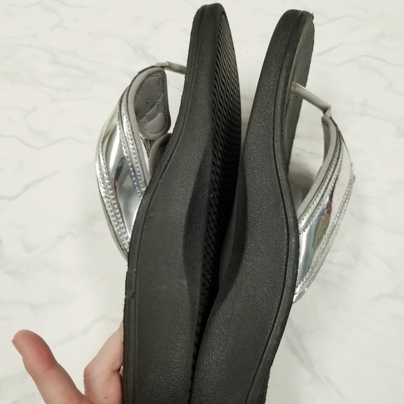 Sollbeam Womens Black and Silver‎ Flip Flop Sandals Size 40 - Picture 2 of 12